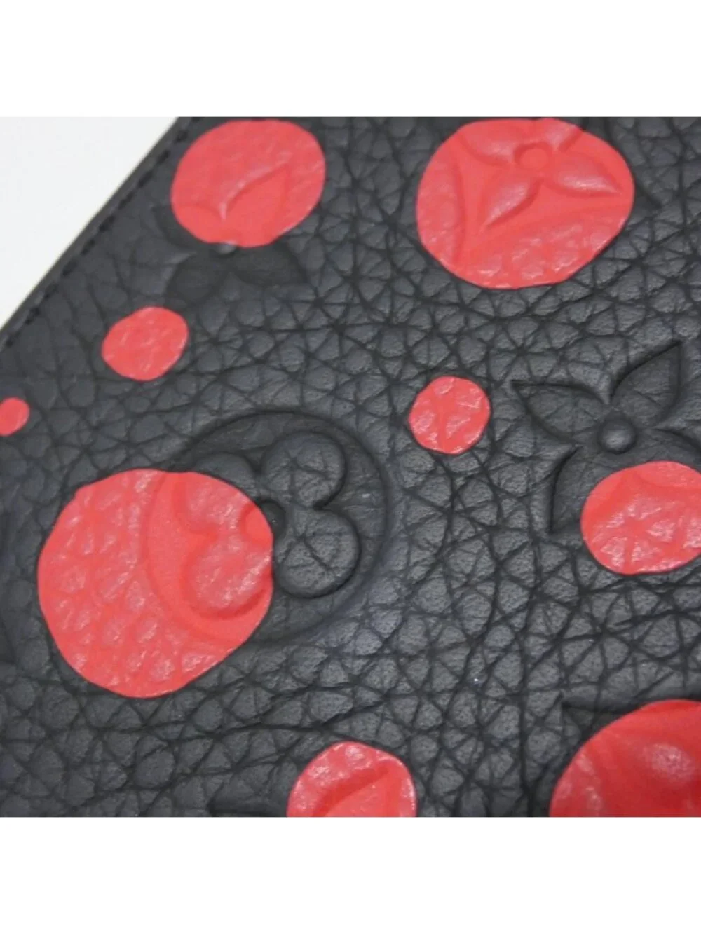Louis Vuitton Taurillon Zippy Wallet Vertical